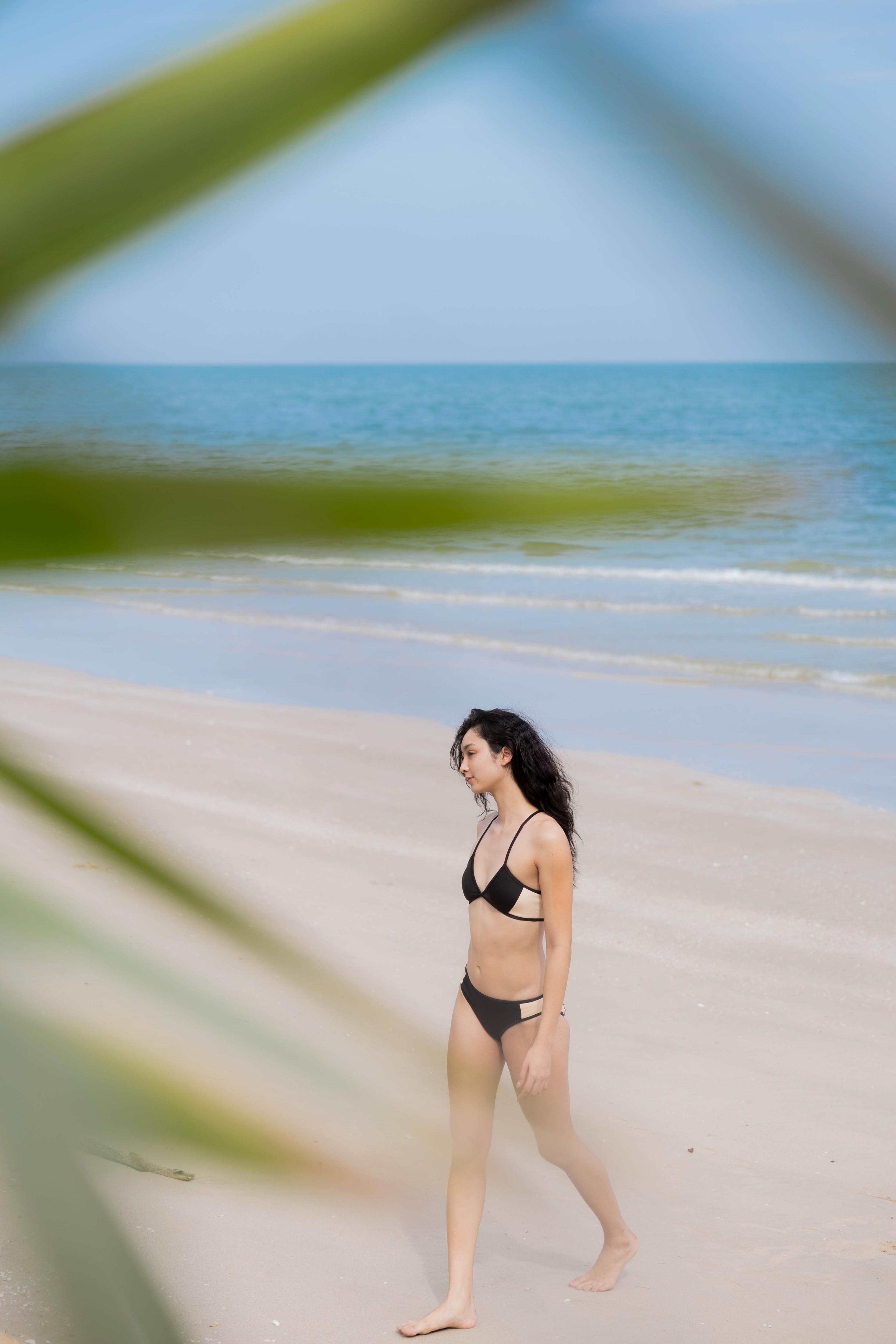 SS2025 BLACK NUDE SWIMMING BREIF UV UPF 50+