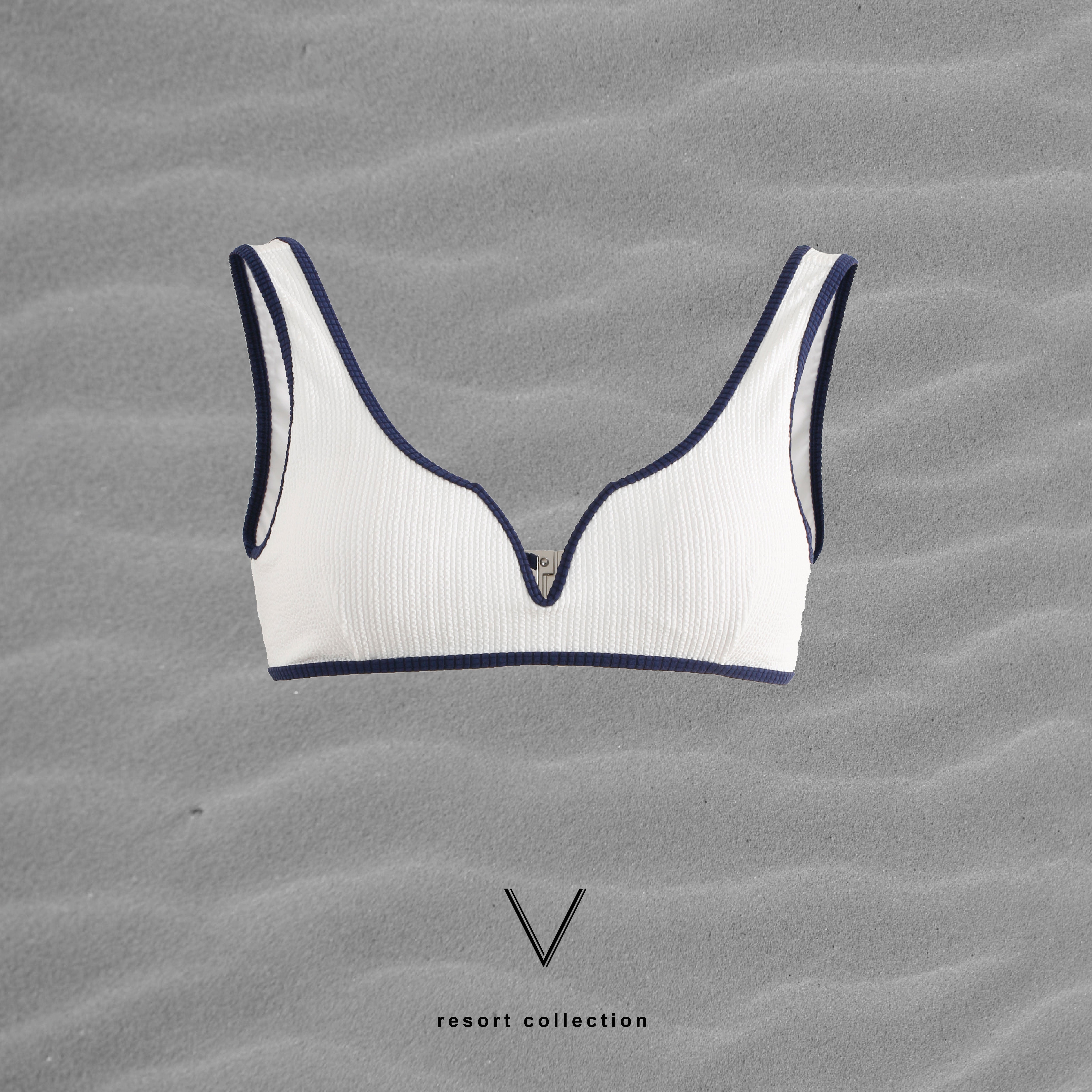 RESORT COLLECTION WHITE TRIM NAVY BRA