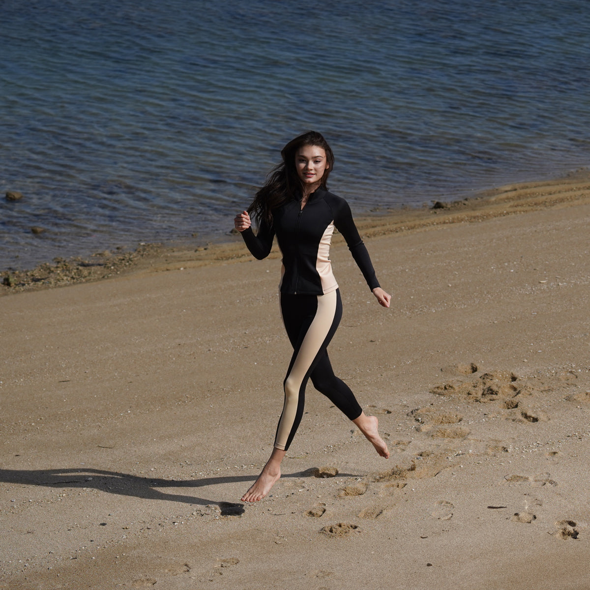 SS2024 BLACK WITH NUDE SIDE UV JACKET UV UPF 50+