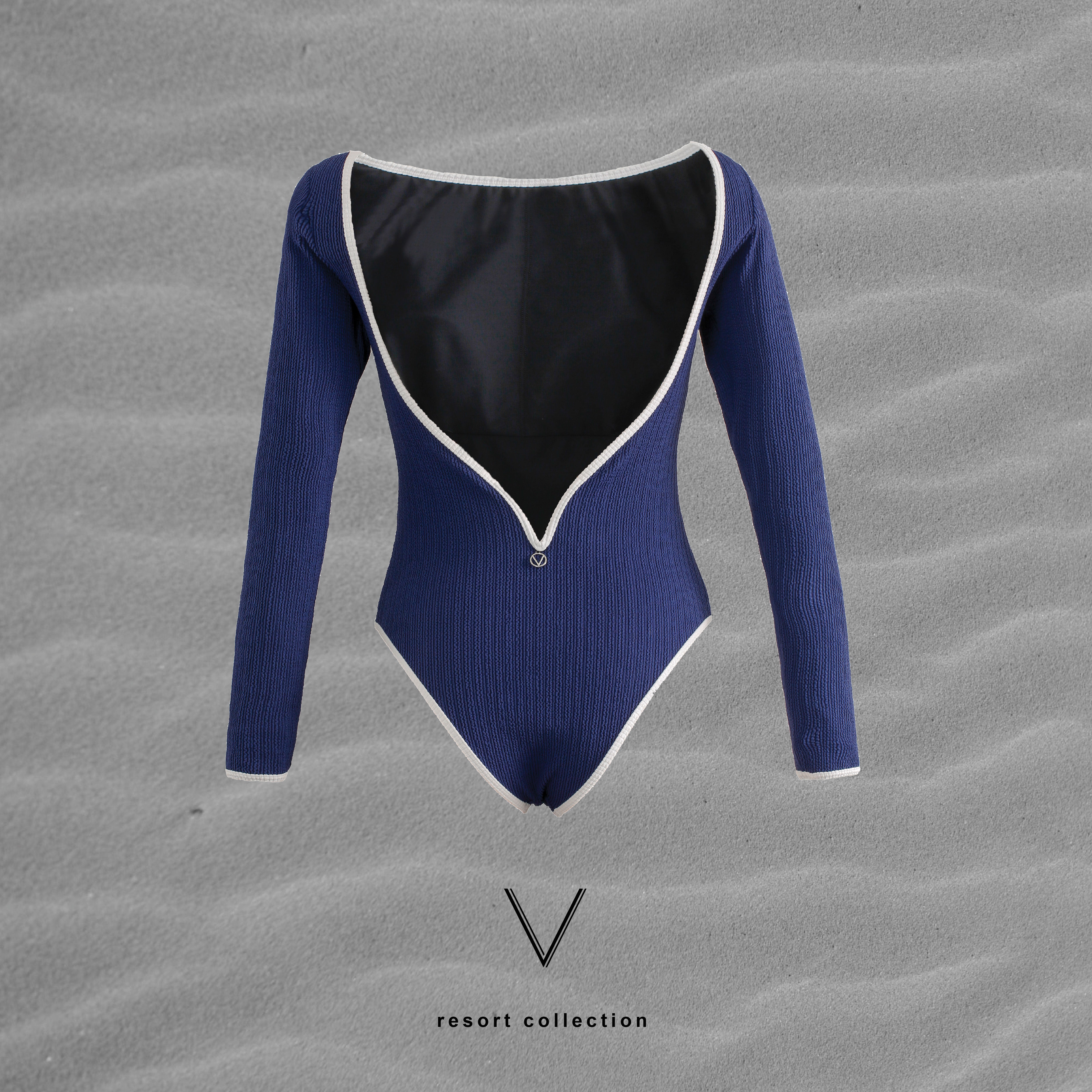 RESORT COLLECTION NAVY TRIM WHITE BODYSUIT