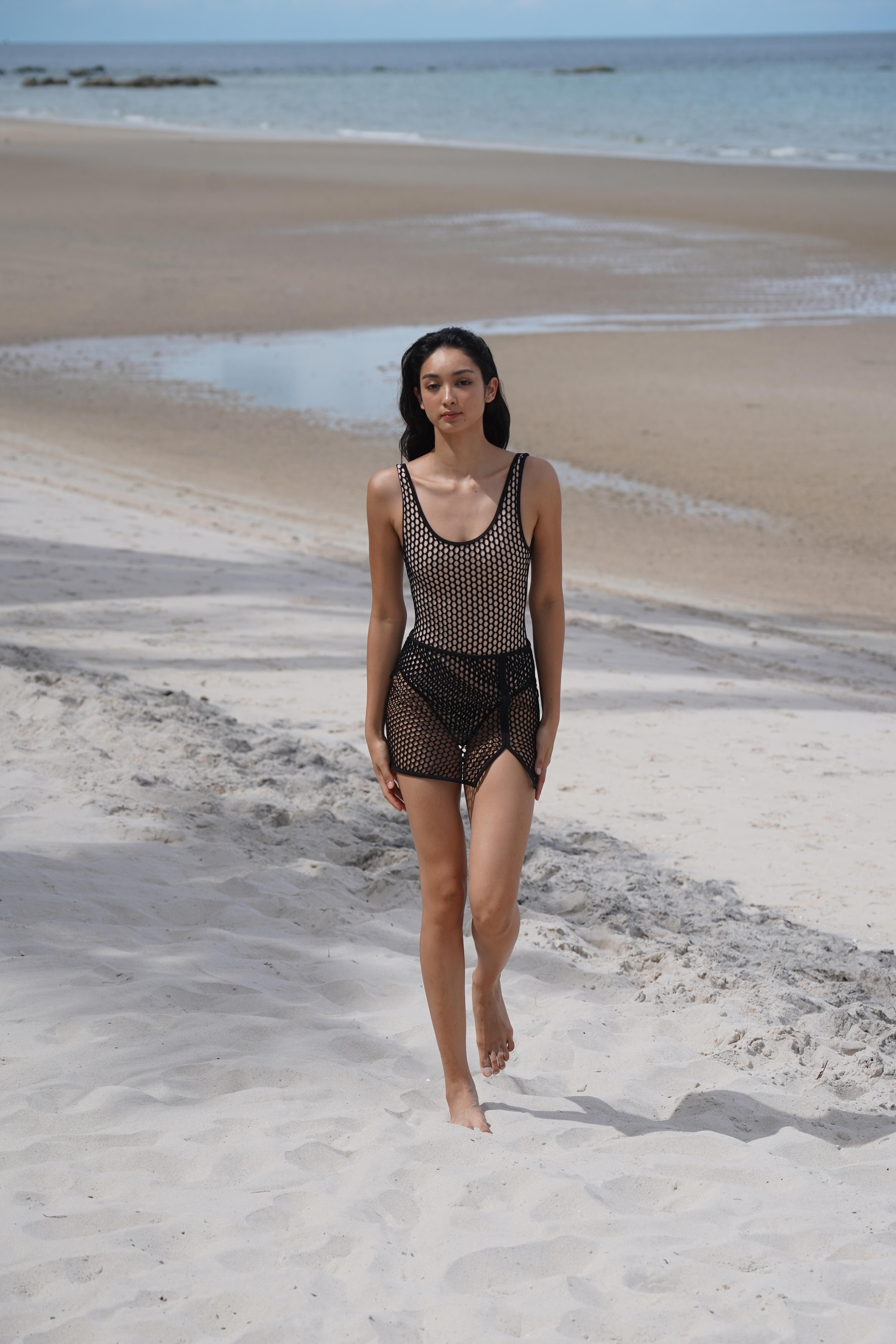 RESORT COLLECTION 2025 BLACK NET SWIMMING SUIT