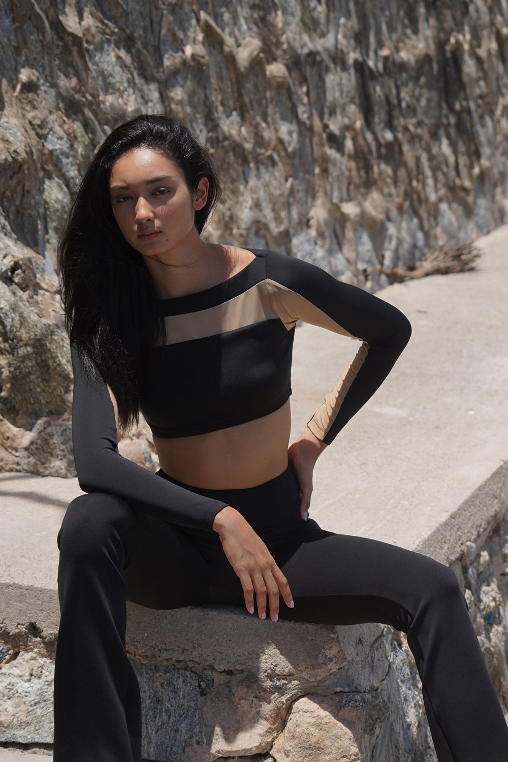 SS2026 BLACK NUDE CROP TOP RASH GUARD UPF 50+