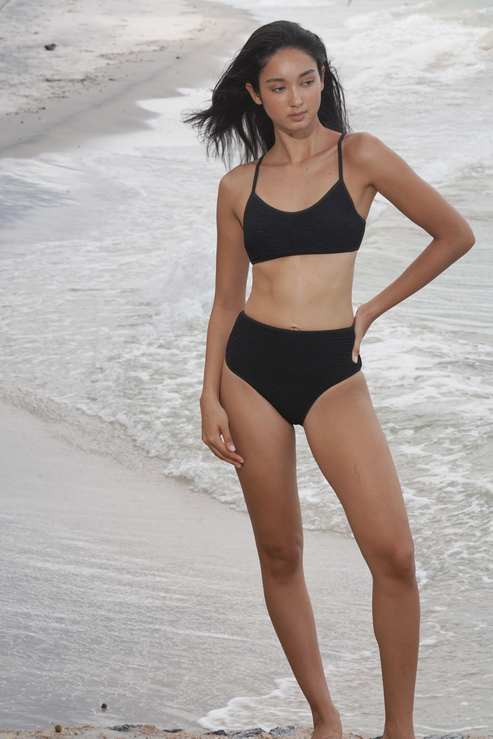 RESORT COLLECTION 2025 BLACK SMOCK SINGLET BRA