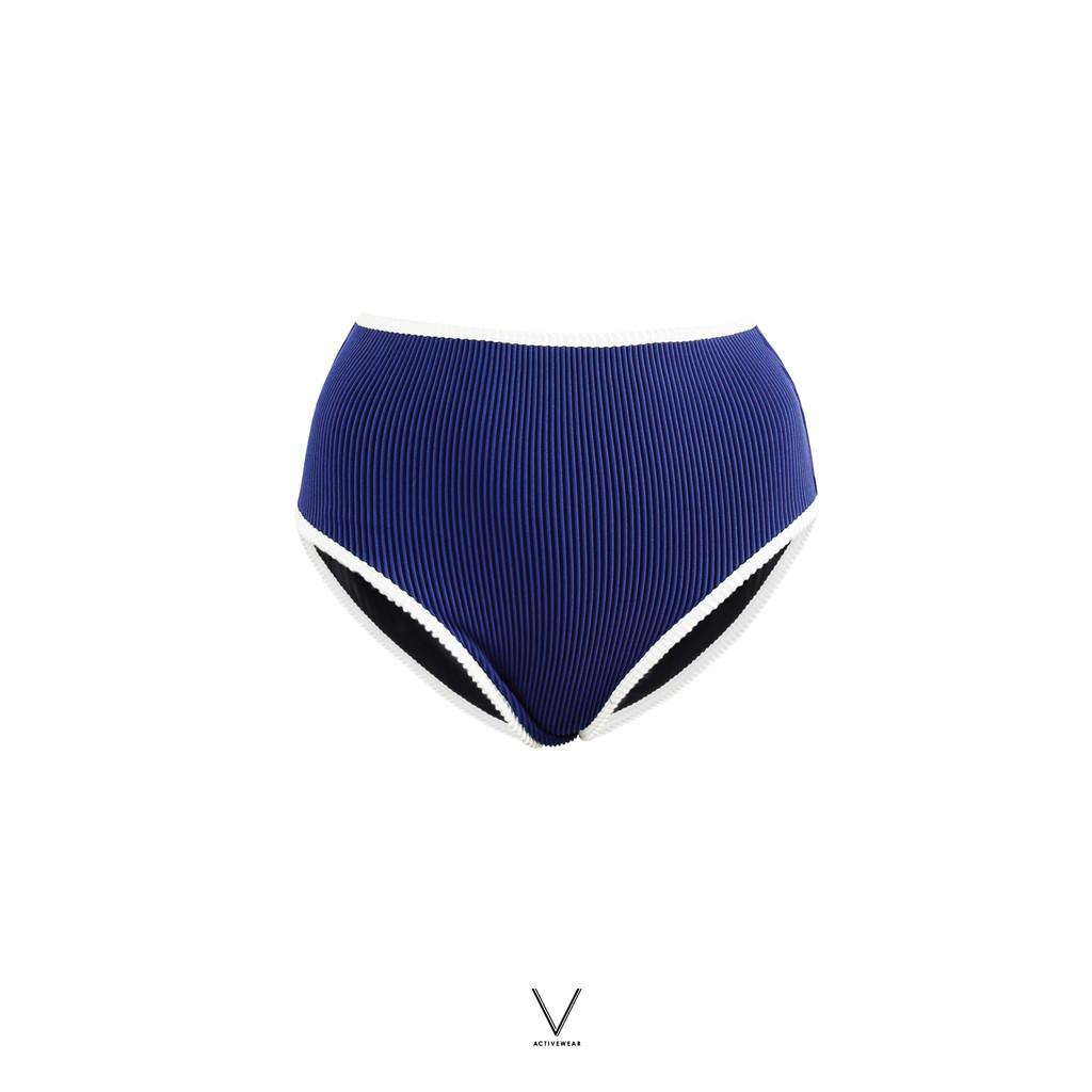 RESORT COLLECTION 2023 NAVY TRIM WHITE HIGH WAIST BRIEF กางเกงว่ายน้ำน้ำเงินกุ้นขาวใส่ว่ายน้ำ
